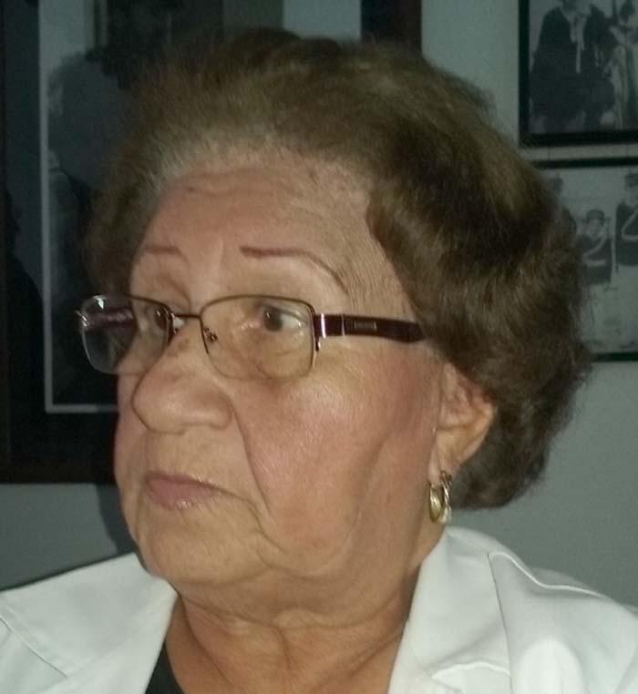 Doctora Pura Avilés Doctora Pura Avilés