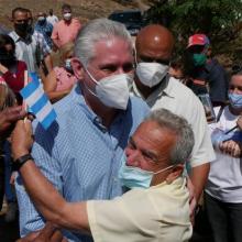 Díaz-Canel señaló que, ante los retos impuestos por el recrudecimiento del bloqueo económico del Gobierno de EE. UU. contra nuestro país, y los intentos de introducir en la Isla las llamadas revoluciones de colores, se ha llamado al pueblo a la resistencia creativa. Foto: Estudios Revolución