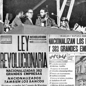 Al clausurar el I Congreso Latinoamericano de Juventudes, en el Estadio del Cerro, Fidel anuncia la nacionalización de empresas estadounidenses radicadas en Cuba Autor: Juventud Rebelde Al clausurar el I Congreso Latinoamericano de Juventudes, en el Estadio del Cerro, Fidel anuncia la nacionalización de empresas estadounidenses radicadas en Cuba Autor: Juventud Rebelde