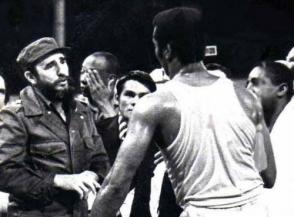 Fidel y Stevenson fueron muy cercanos. Fidel y Stevenson fueron muy cercanos.