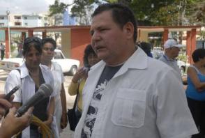 Lenin recién llegado a Sancti Spíritus en mayo del 2015, luego de su misión contra el ébola en Guinea Conakry. (Foto: Reidel Gallo/ Escambray)